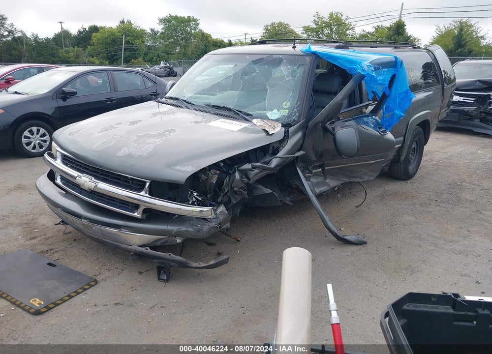 2002 CHEVROLET SUBURBAN 1500 LT VIN: 1GNFK16Z72J131639