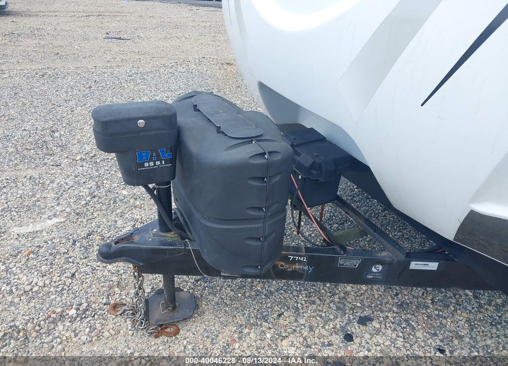 2019 COACHMEN FREEDOM EXPRESS VIN: 5ZT2FEXB8KW007742