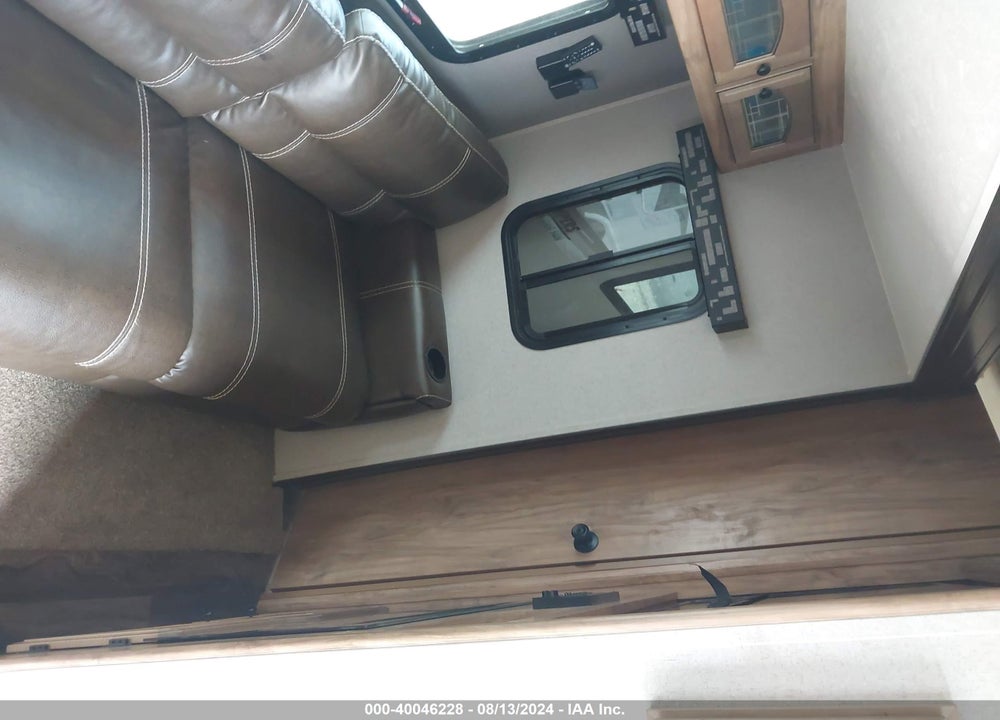 2019 COACHMEN FREEDOM EXPRESS VIN: 5ZT2FEXB8KW007742