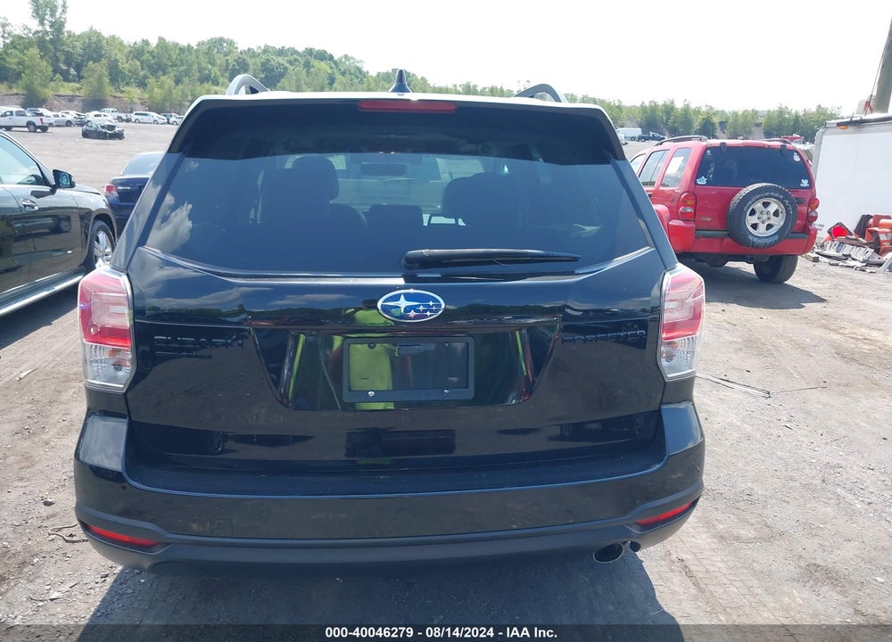 2018 SUBARU FORESTER 2.5I PREMIUM VIN: JF2SJAGC9JH598458