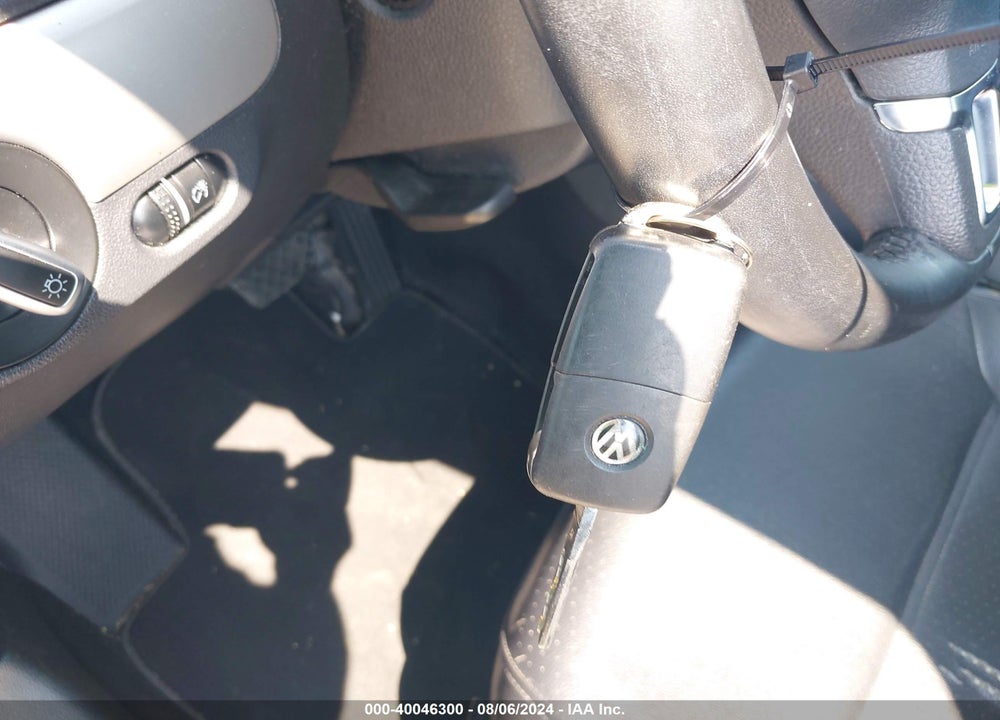 2013 VOLKSWAGEN JETTA 2.5L SE VIN: 3VWDX7AJ5DM398397