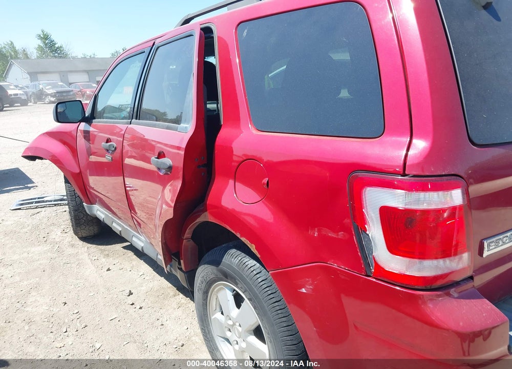 2011 FORD ESCAPE XLT AUTOMATIC VIN: 1FMCU0D77BKC45941