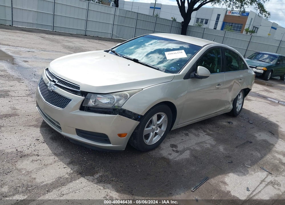 2014 CHEVROLET CRUZE 1LT AUTO VIN: 1G1PC5SB2E7174094
