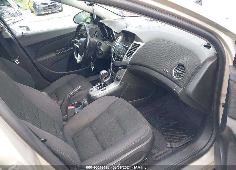 2014 CHEVROLET CRUZE 1LT AUTO VIN: 1G1PC5SB2E7174094