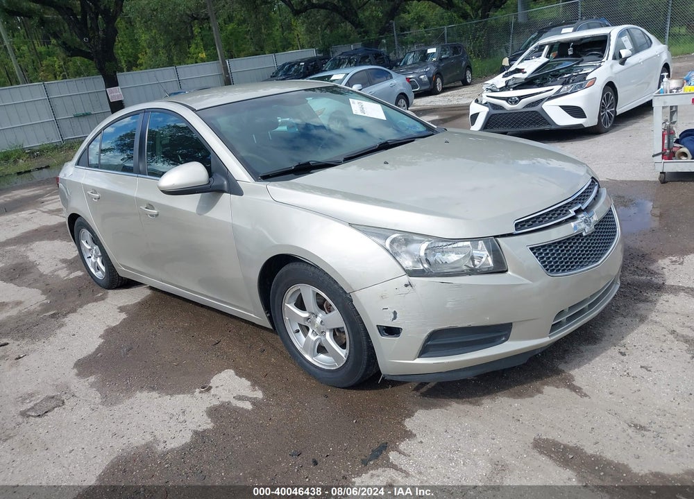 2014 CHEVROLET CRUZE 1LT AUTO VIN: 1G1PC5SB2E7174094