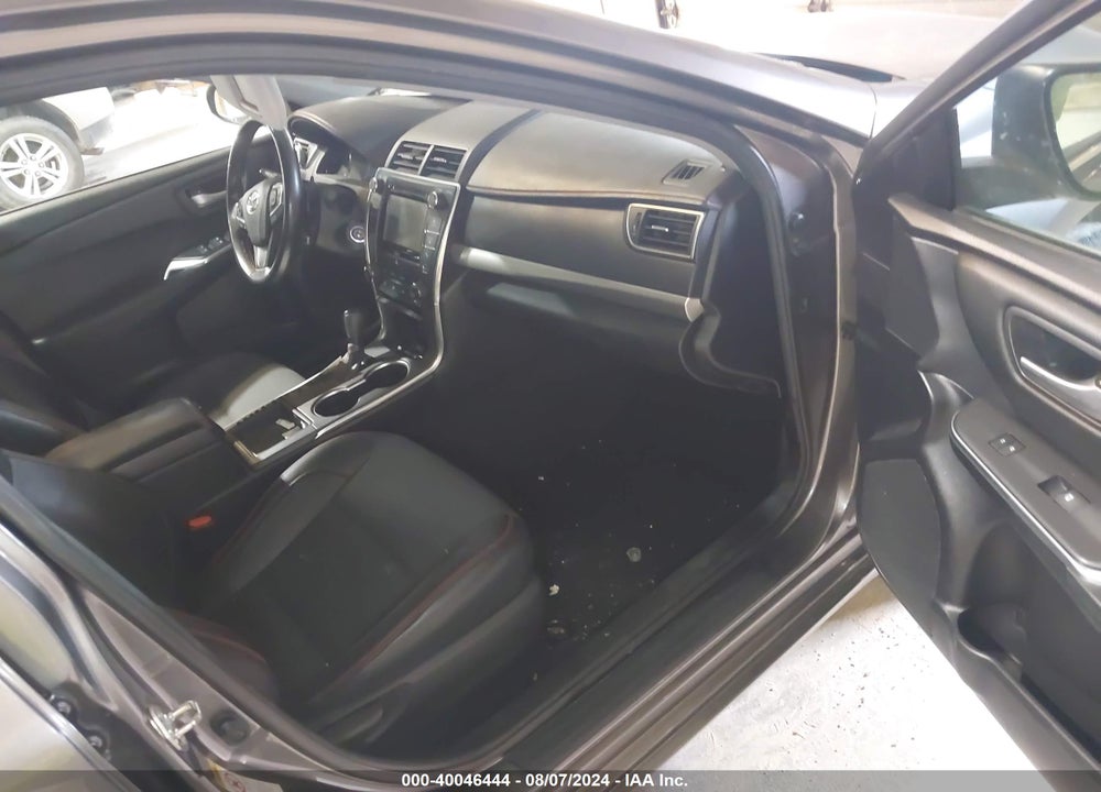 2016 TOYOTA CAMRY SE VIN: 4T1BF1FK4GU180328