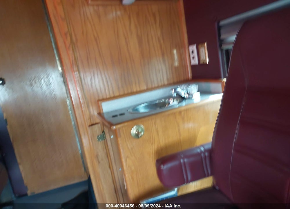 2001 FREIGHTLINER FL106 VIN: 1FVABZB871HF30479