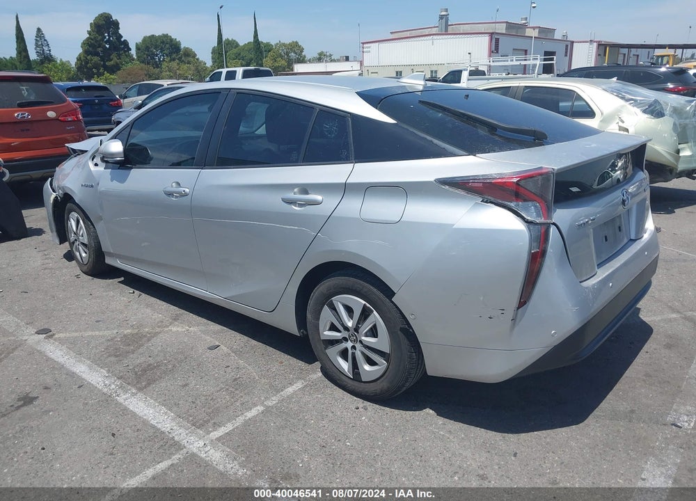 2018 TOYOTA PRIUS VIN: JTDKARFU6J3056433