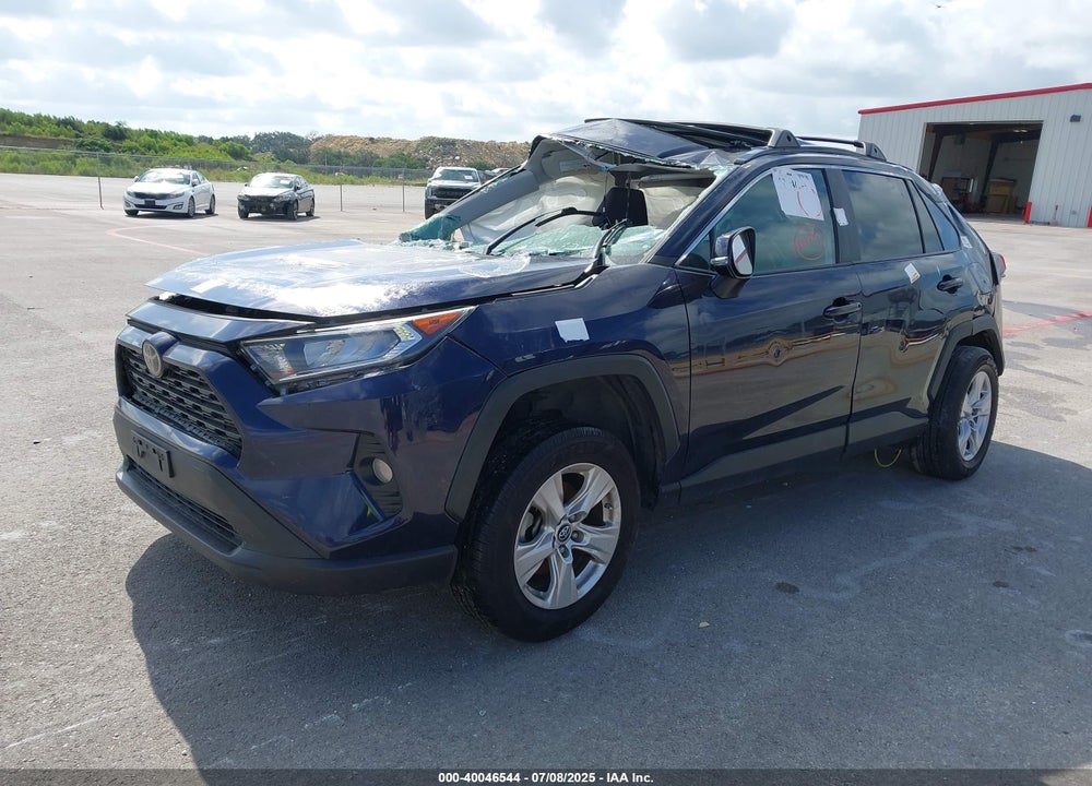 2019 TOYOTA RAV4 XLE VIN: 2T3W1RFVXKW042088