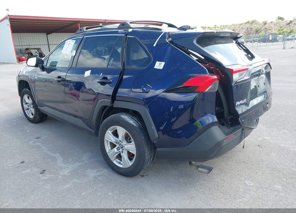 2019 TOYOTA RAV4 XLE VIN: 2T3W1RFVXKW042088