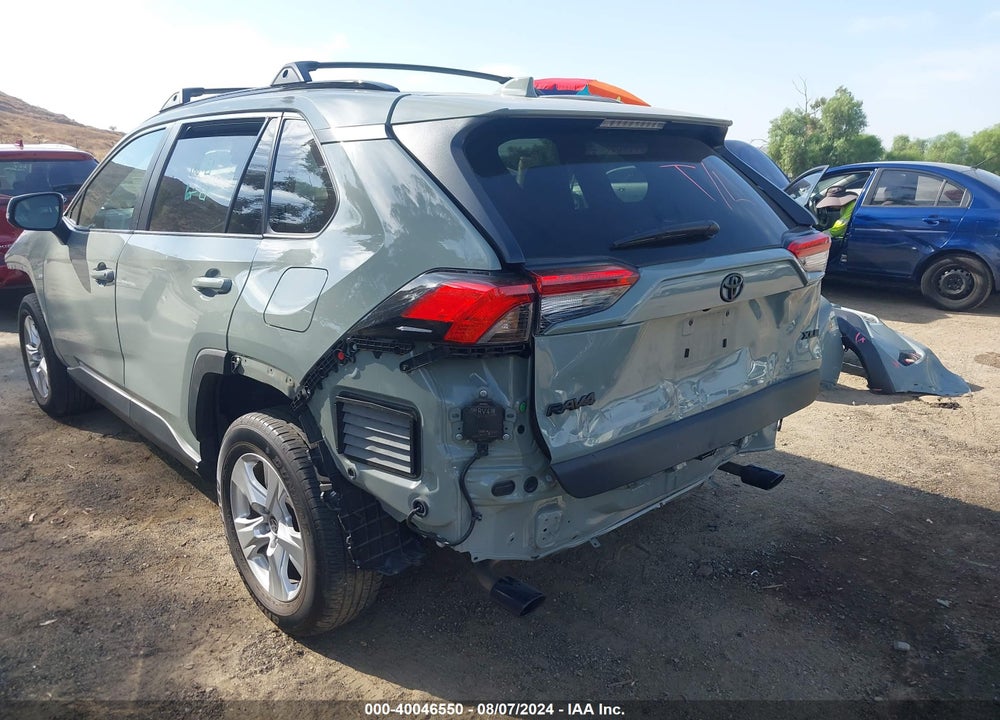 2021 TOYOTA RAV4 XLE VIN: 2T3W1RFV0MW152442