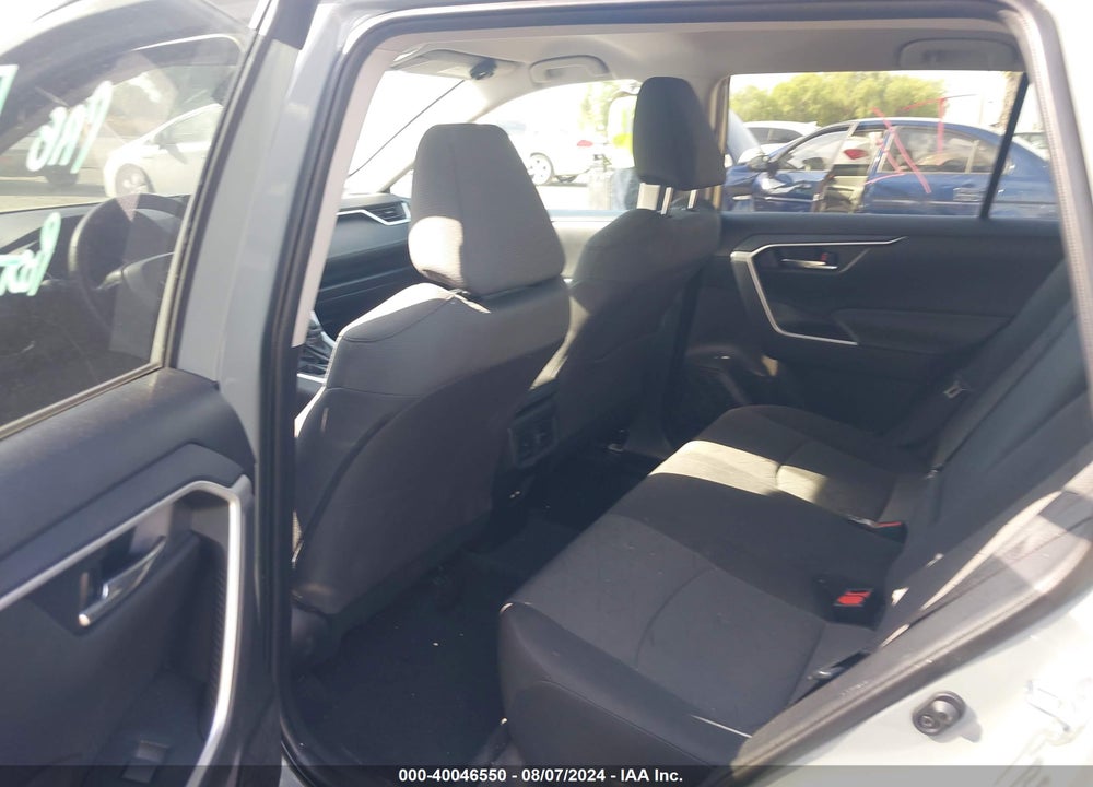 2021 TOYOTA RAV4 XLE VIN: 2T3W1RFV0MW152442