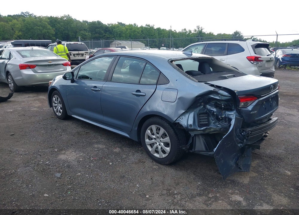 2021 TOYOTA COROLLA LE VIN: 5YFEPMAE8MP224101
