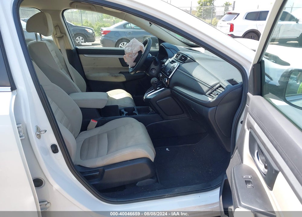 2019 HONDA CR-V LX VIN: 2HKRW6H31KH204657