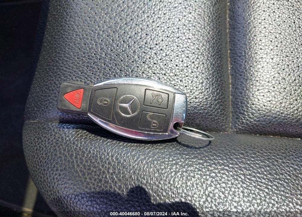 2011 MERCEDES-BENZ C 300 LUXURY 4MATIC/SPORT 4MATIC VIN: WDDGF8BB1BR163724