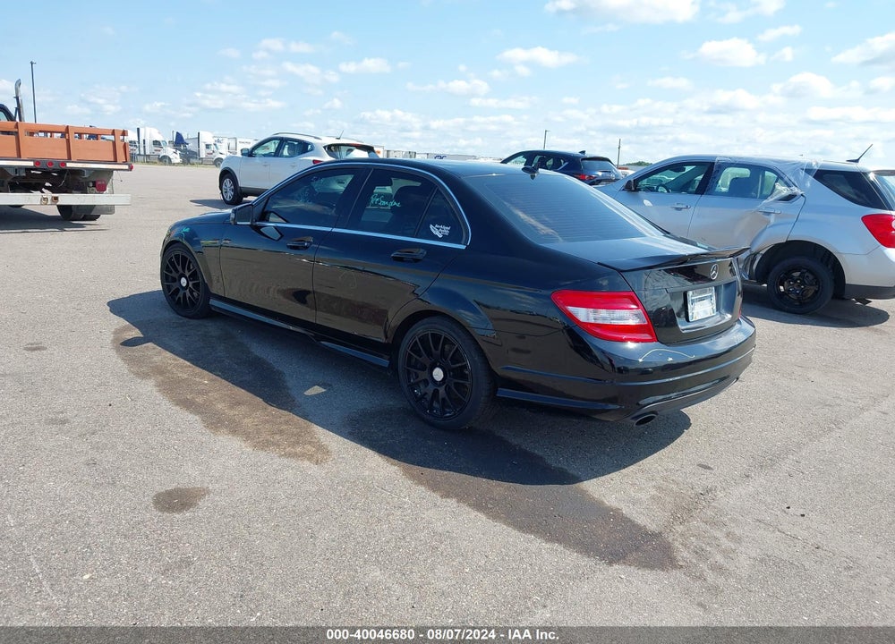 2011 MERCEDES-BENZ C 300 LUXURY 4MATIC/SPORT 4MATIC VIN: WDDGF8BB1BR163724