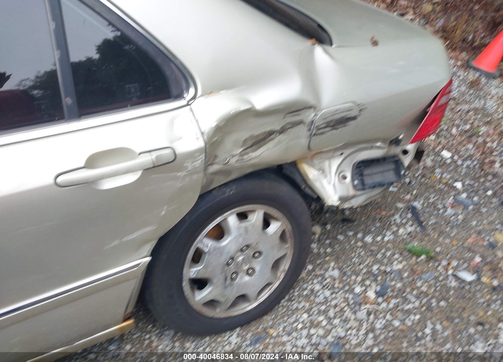 2003 ACURA RL 3.5 VIN: JH4KA96513C000684