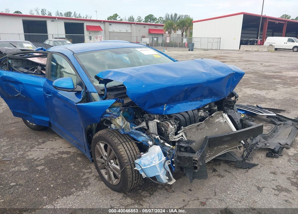 2018 HYUNDAI ELANTRA SEL VIN: KMHD84LF5JU615215
