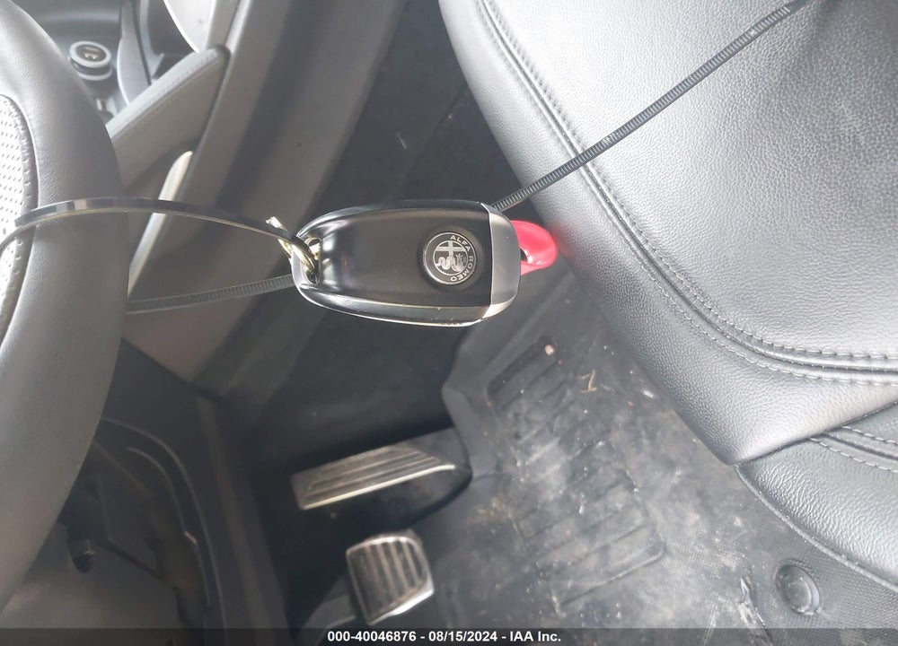 2022 ALFA ROMEO STELVIO TI AWD VIN: ZASPAKBN3N7D39325