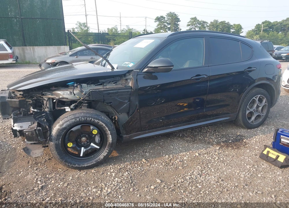 2022 ALFA ROMEO STELVIO TI AWD VIN: ZASPAKBN3N7D39325