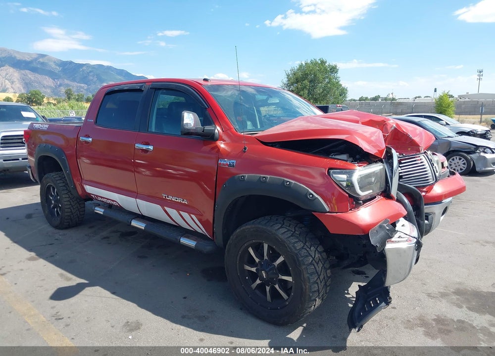 2013 TOYOTA TUNDRA PLATINUM 5.7L V8 VIN: 5TFHW5F15DX311760