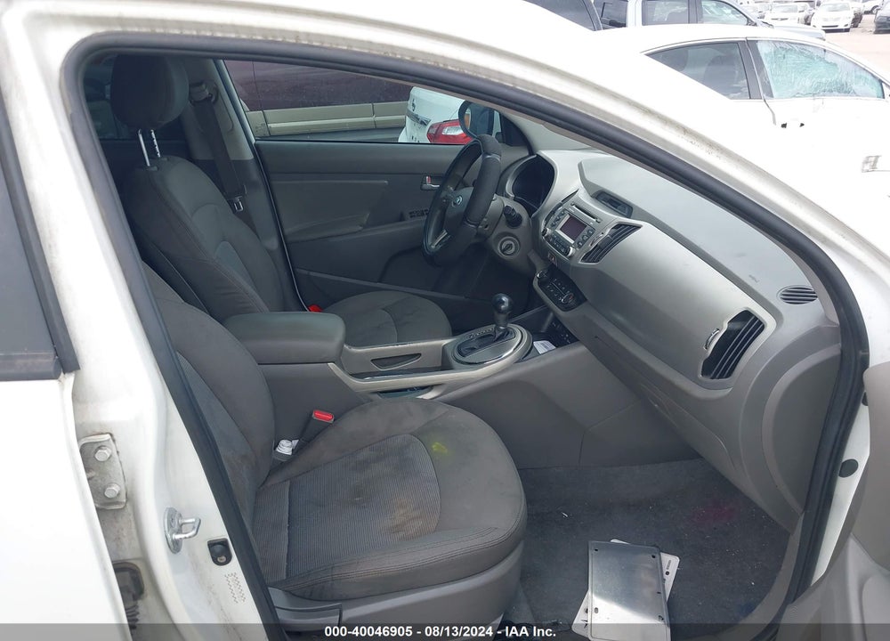 2016 KIA SPORTAGE LX VIN: KNDPB3AC1G7878878