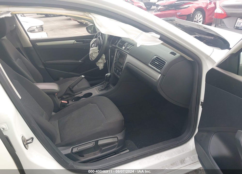 2016 VOLKSWAGEN PASSAT 1.8T S VIN: 1VWAT7A36GC052218