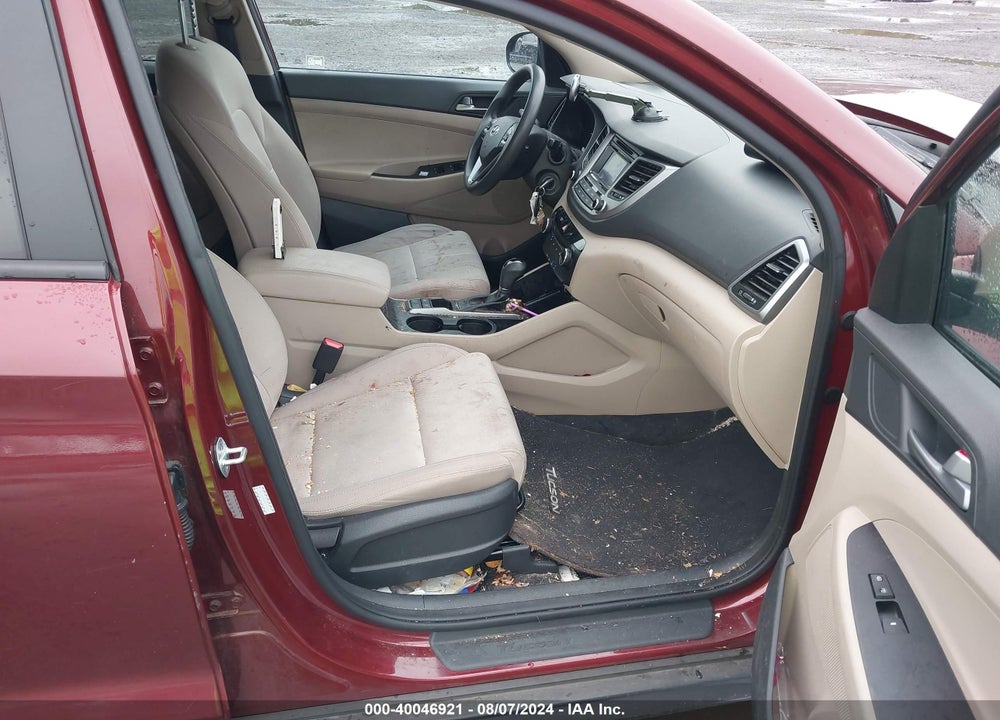 2016 HYUNDAI TUCSON SE VIN: KM8J3CA44GU197364