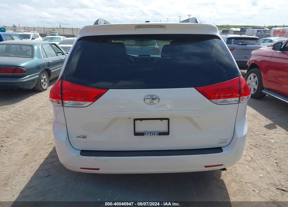 2012 TOYOTA SIENNA XLE 7 PASSENGER VIN: 5TDDK3DC6CS038660