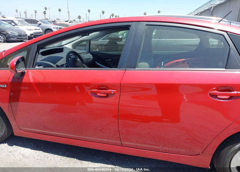 2015 TOYOTA PRIUS VIN: JTDKN3DU8F0467183