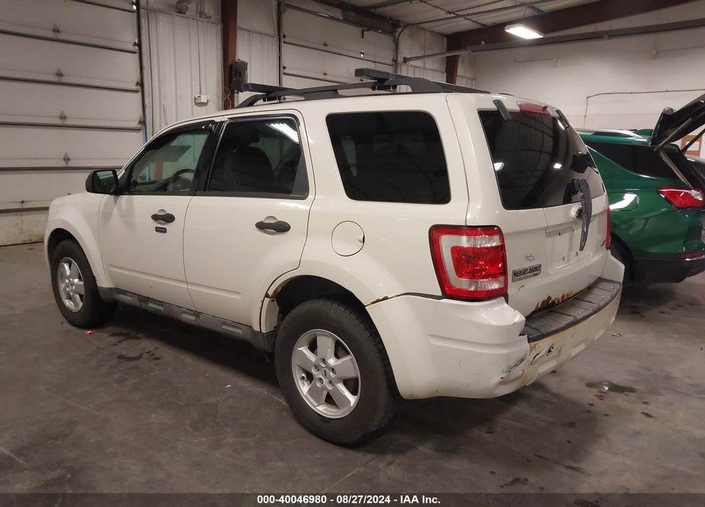 2009 FORD ESCAPE XLT VIN: 1FMCU93G09KB93102