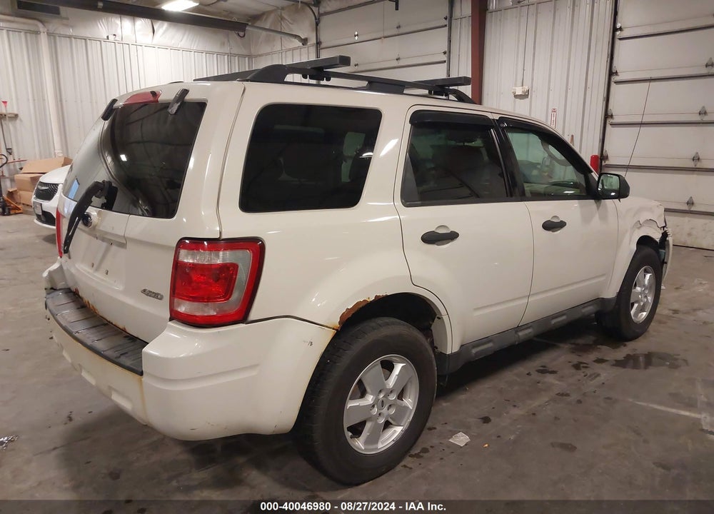 2009 FORD ESCAPE XLT VIN: 1FMCU93G09KB93102
