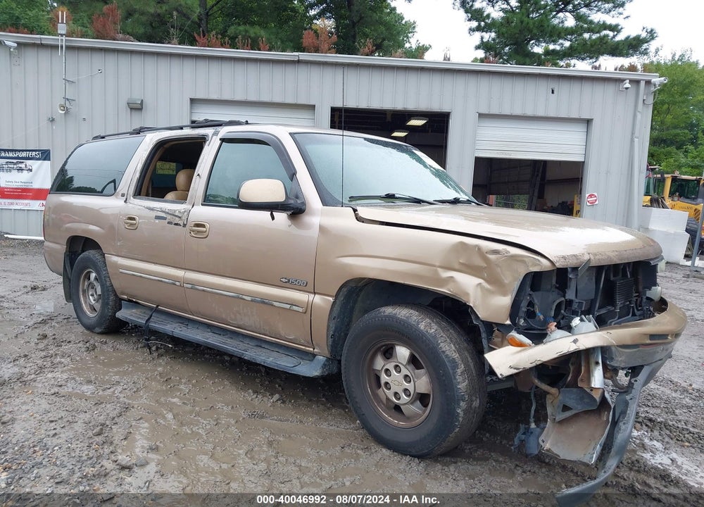 2000 CHEVROLET SUBURBAN 1500 LT VIN: 3GNFK16T0YG138440
