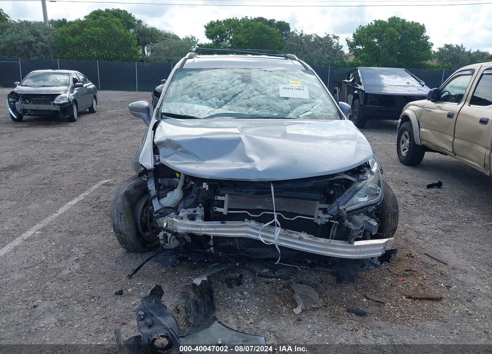 2019 CHRYSLER PACIFICA TOURING L VIN: 2C4RC1BG1KR685472