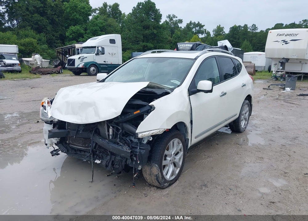 2013 NISSAN ROGUE SV W/SL PKG VIN: JN8AS5MT3DW008102