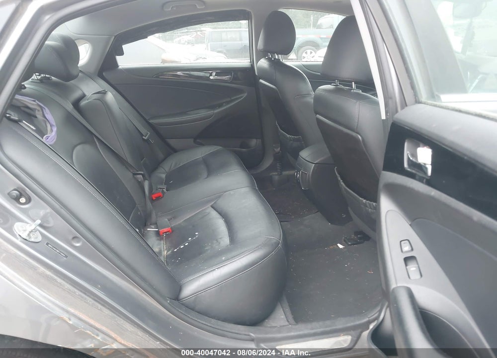 2011 HYUNDAI SONATA LIMITED VIN: 5NPEC4AC1BH270003