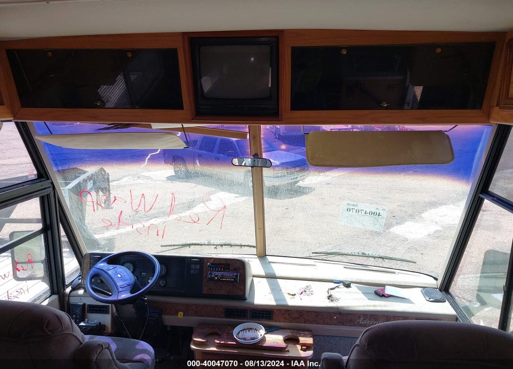 1994 OSHKOSH MOTOR TRUCK CO. CHASSIS X LINE VIN: 4CDR6BR23R2304929