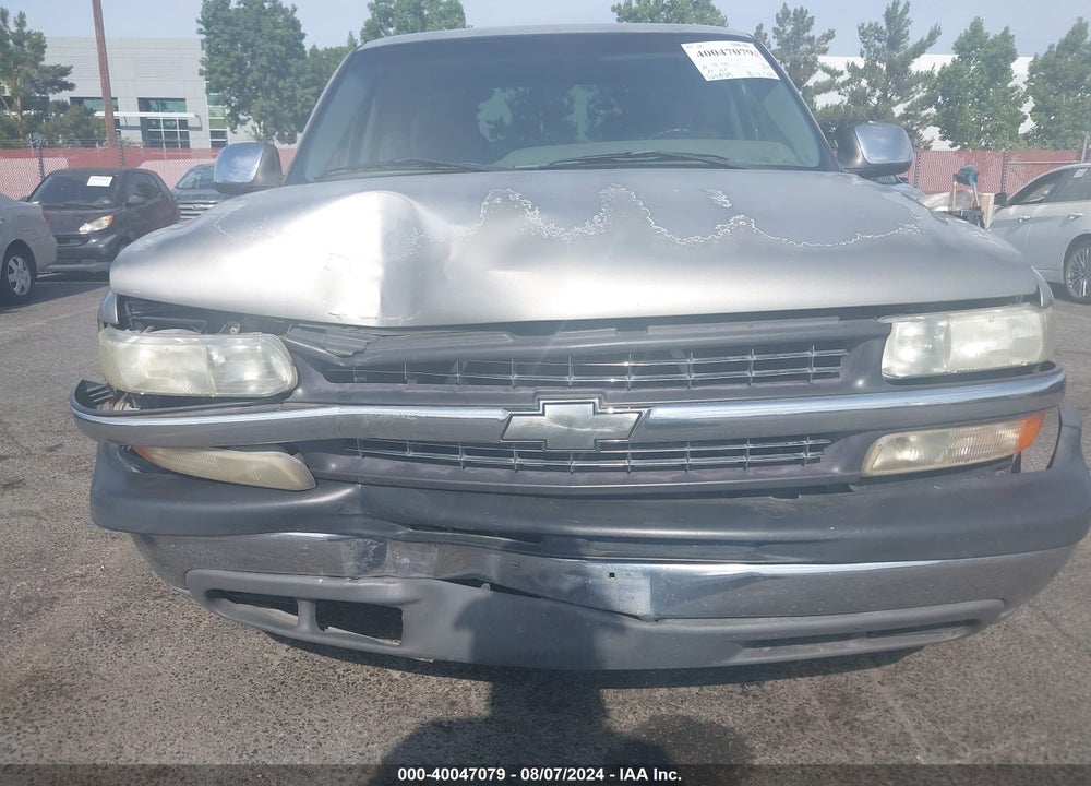 2000 CHEVROLET SILVERADO 1500 LS VIN: 2GCEC19T6Y1391428