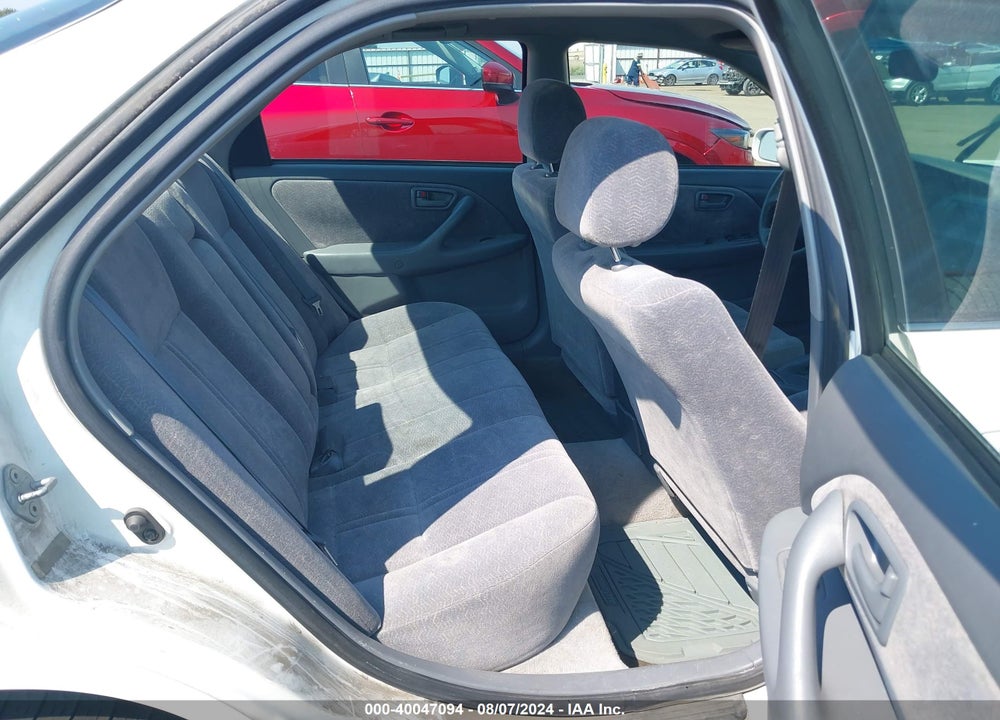 1998 TOYOTA CAMRY LE V6 VIN: JT2BF22K4W0125280