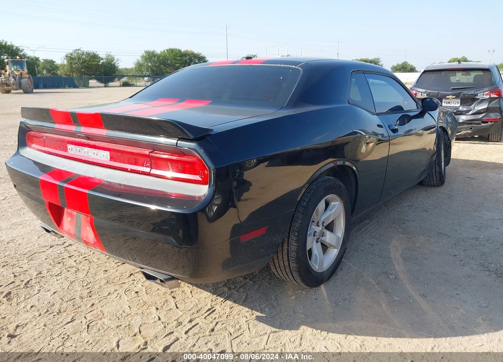 2014 DODGE CHALLENGER SXT VIN: 2C3CDYAG3EH299650
