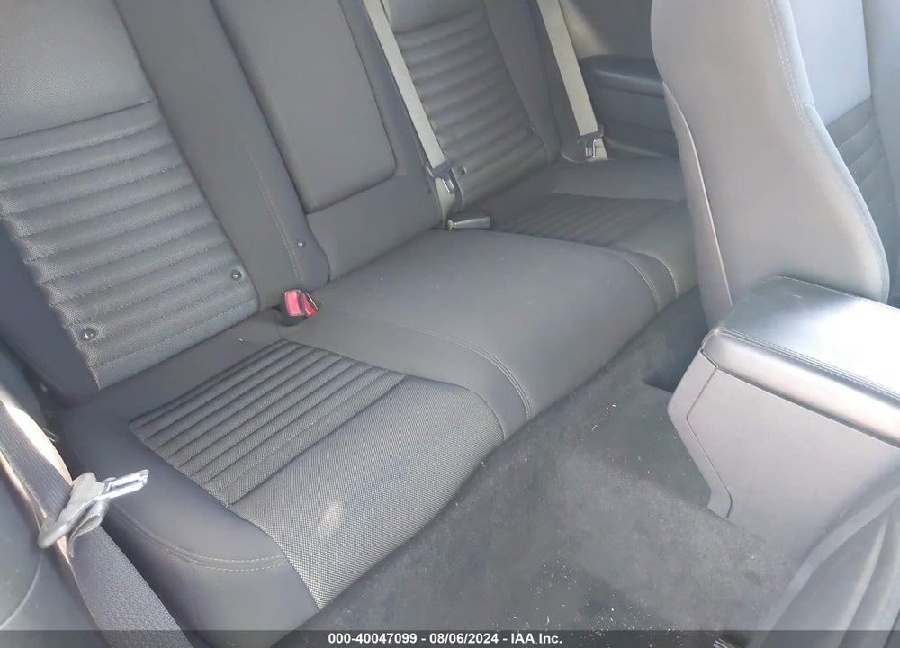 2014 DODGE CHALLENGER SXT VIN: 2C3CDYAG3EH299650