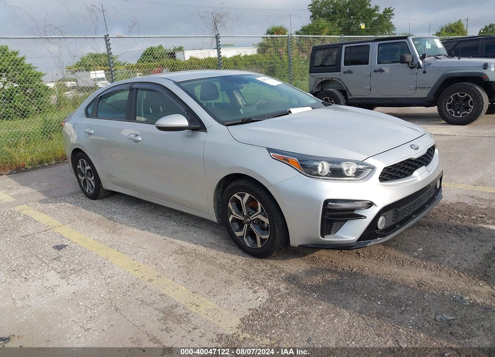 2021 KIA FORTE LXS VIN: 3KPF24AD6ME381170
