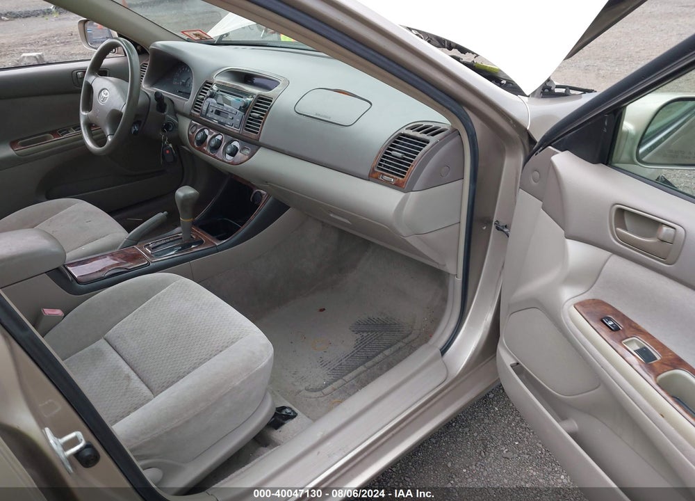 2002 TOYOTA CAMRY LE V6 VIN: 4T1BF32K82U032693