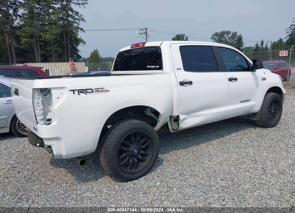 2013 TOYOTA TUNDRA GRADE 5.7L V8 VIN: 5TFDY5F10DX271371