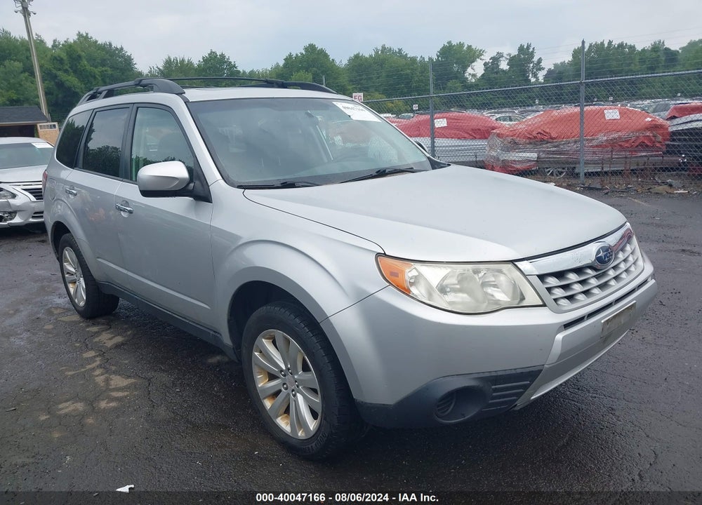 2011 SUBARU FORESTER 2.5X PREMIUM VIN: JF2SHADC0BH748877