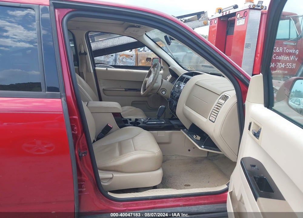 2008 FORD ESCAPE LIMITED VIN: 1FMCU94188KA16886