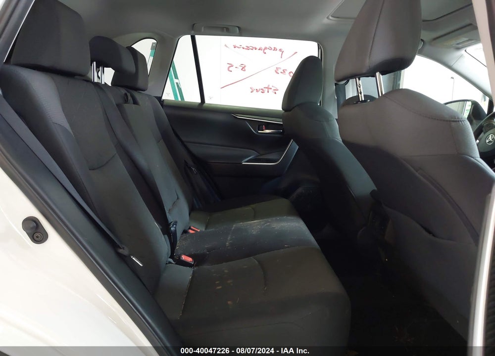 2021 TOYOTA RAV4 XLE VIN: 2T3W1RFV7MC165710