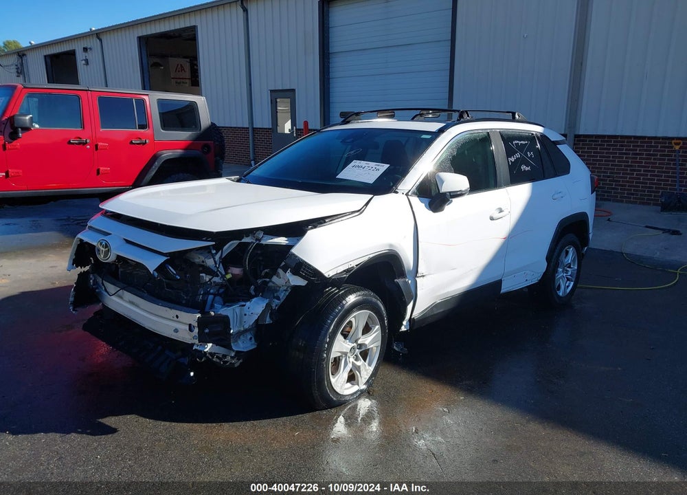 2021 TOYOTA RAV4 XLE VIN: 2T3W1RFV7MC165710