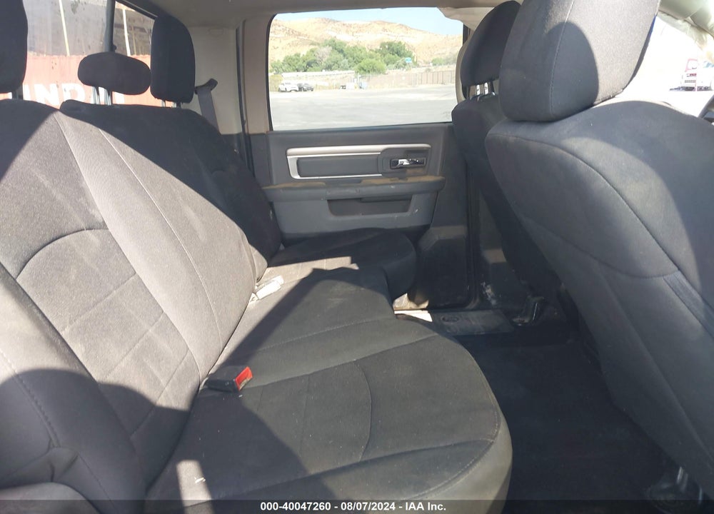2020 RAM 1500 CLASSIC WARLOCK 4X4 5'7 BOX VIN: 1C6RR7LT3LS117910