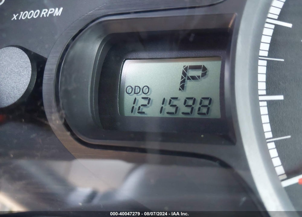 2014 TOYOTA SIENNA LE V6 8 PASSENGER VIN: 5TDKK3DC8ES446068
